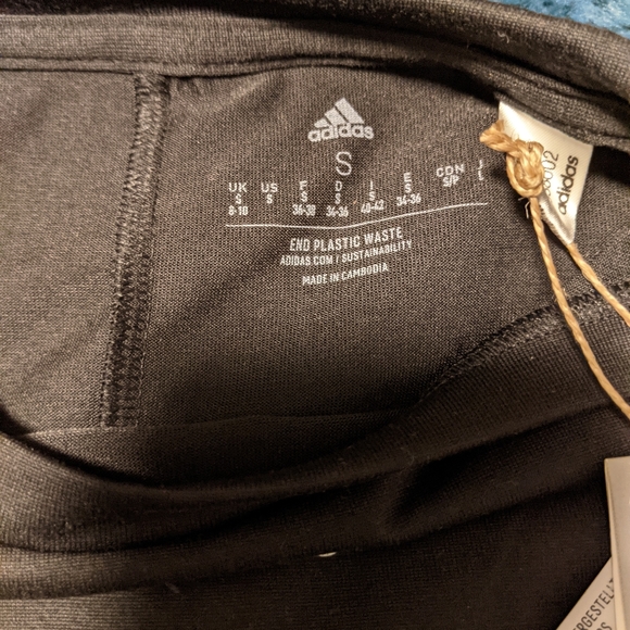 NWT Adidas Cropped T-shirt - Picture 2 of 5